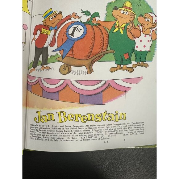 Bernstain bears 6 book bundle- “Bears on wheels” “B book” “on the moon” - Picture 4 of 16